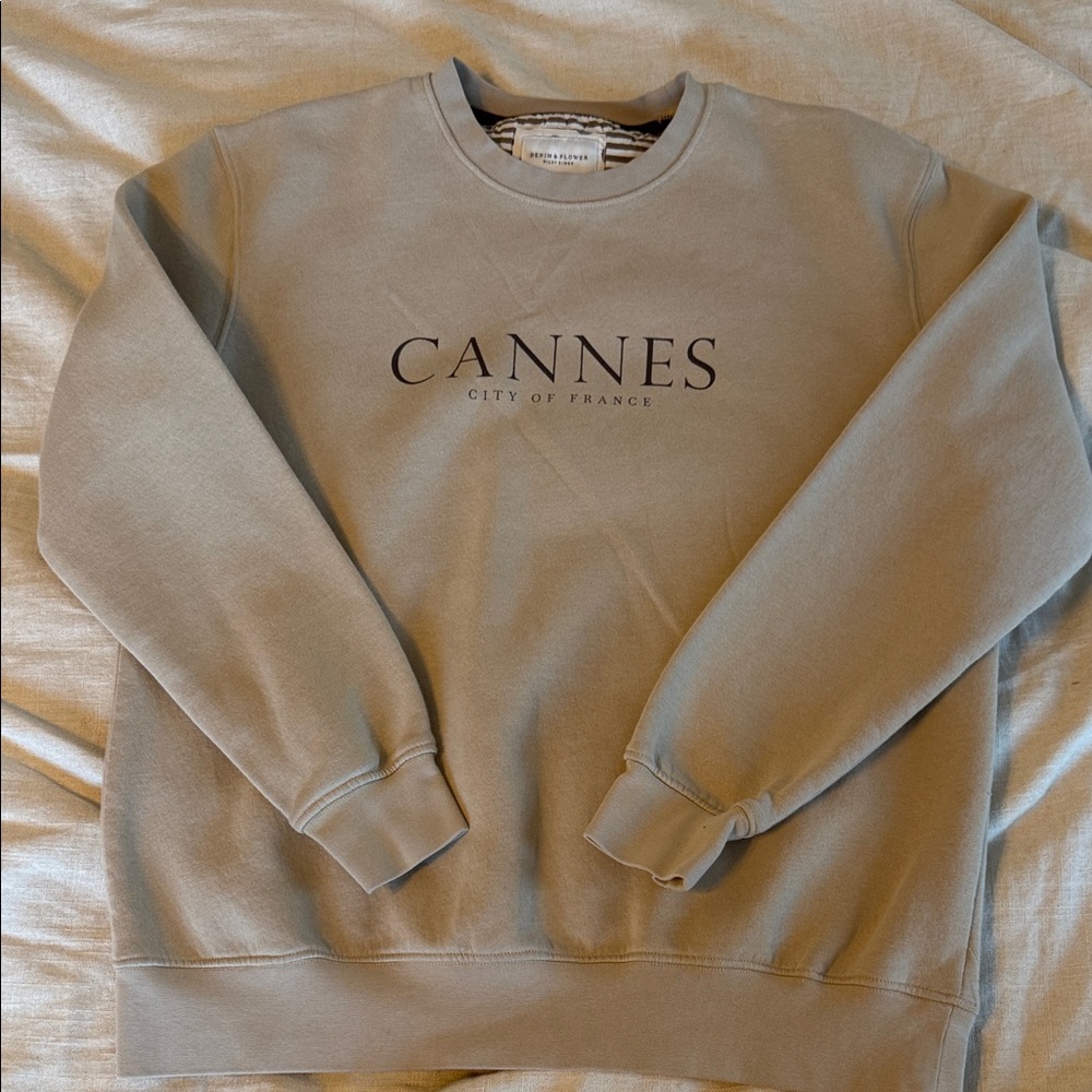 Denim & Flower Cannes Beige Crewneck Sweatshirt Medium